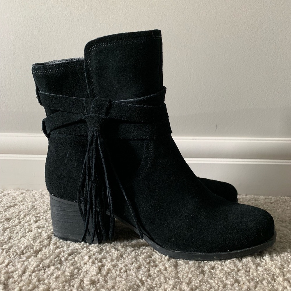 Koolaburra by UGG boots